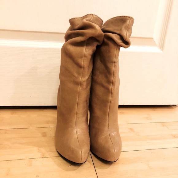 Brand new! REPORT Fairfax NUDE SIZE 5.5 - Picture 7 of 8